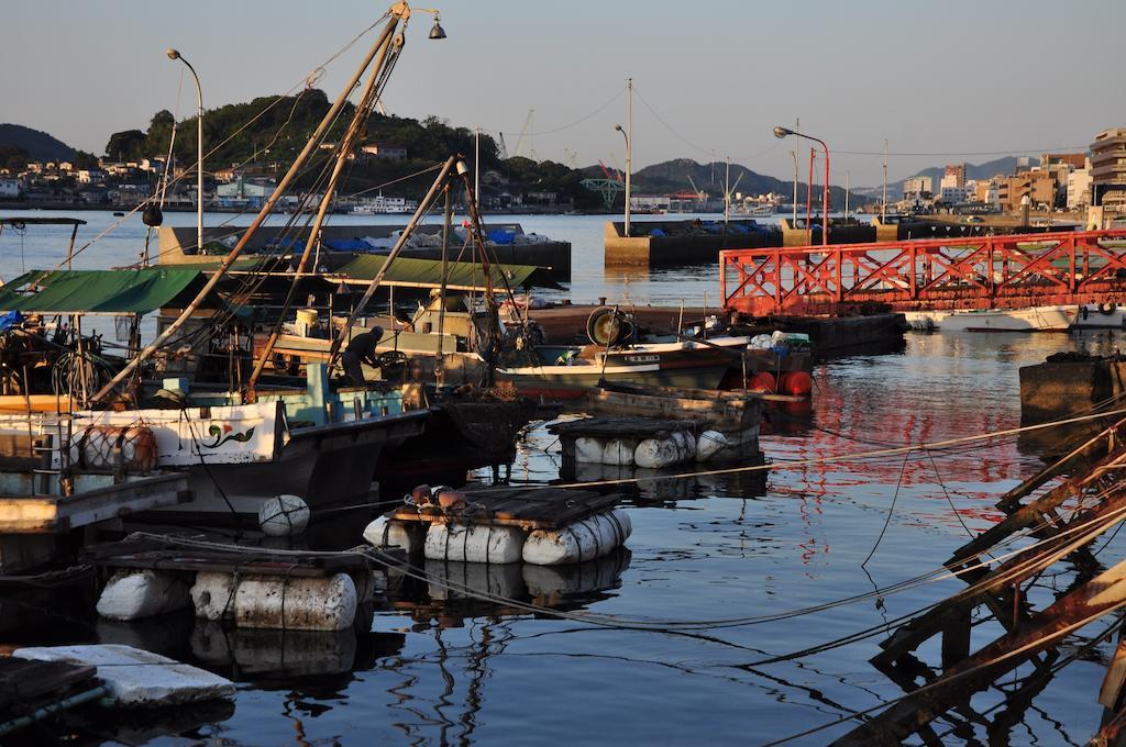 Onomichi Guest House Anago-No-Nedoko Экстерьер фото