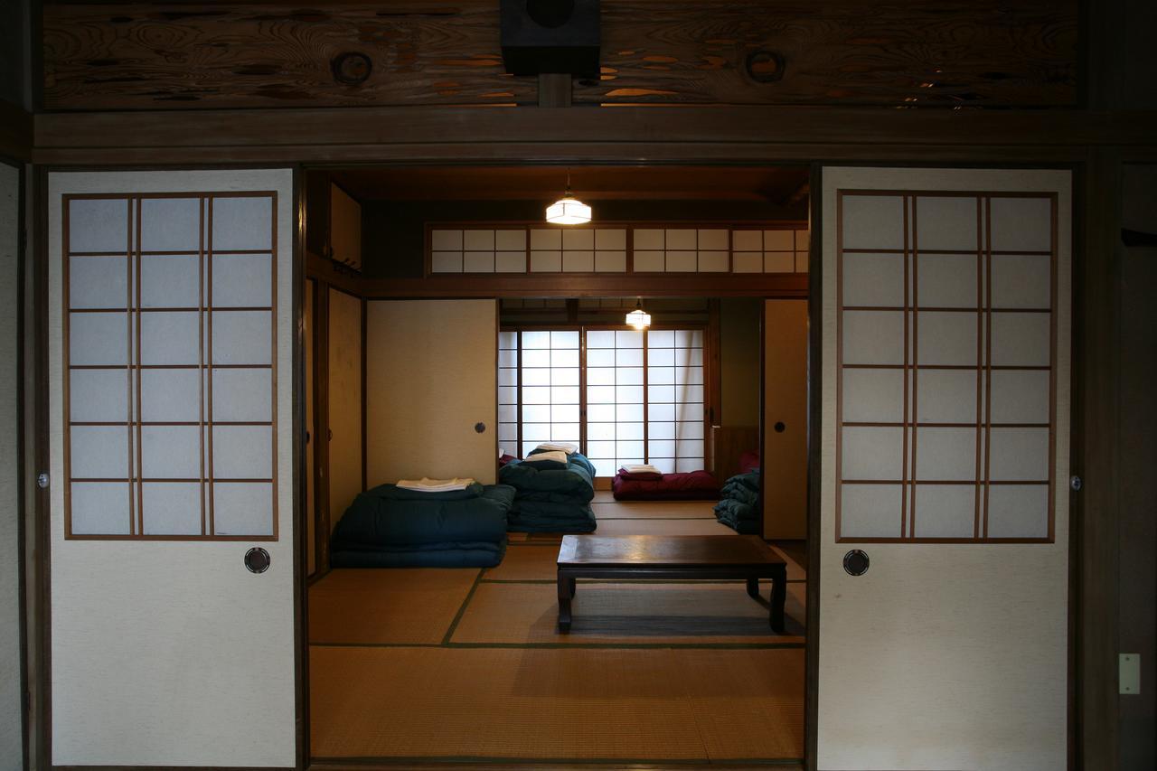 Onomichi Guest House Anago-No-Nedoko Экстерьер фото